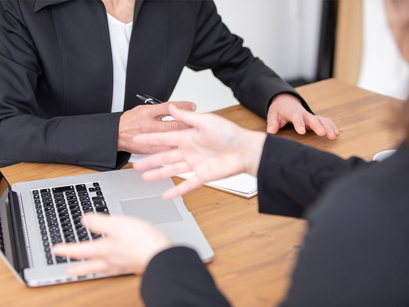 専属の代理人として交渉をサポート