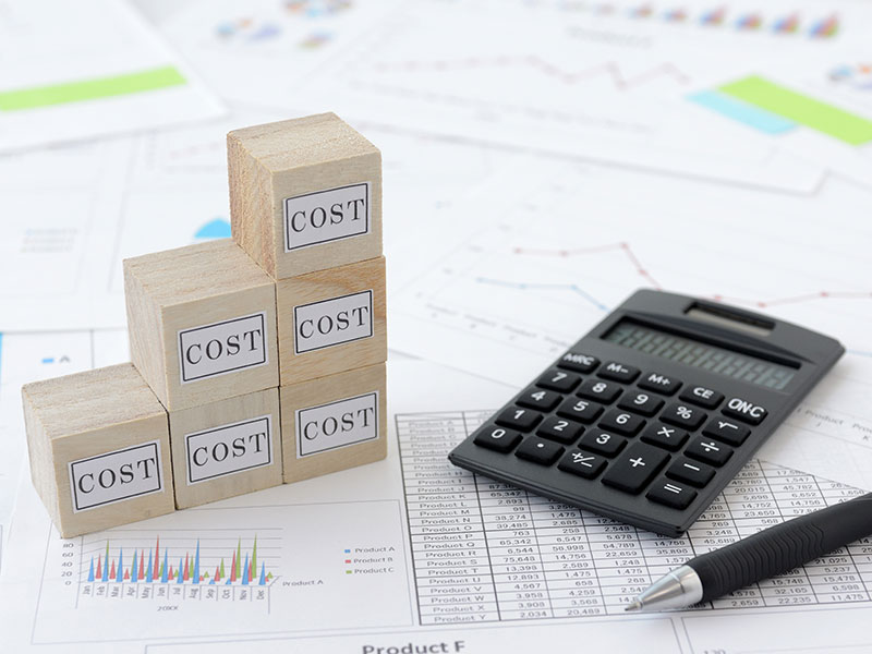 広告費を抑えて定額制を実現